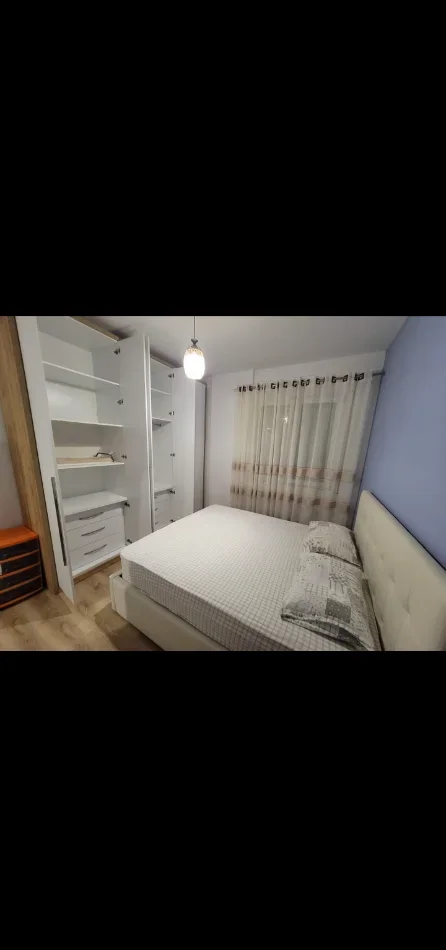 Tirane, jepet me qera apartament 2+1+Aneks+Ballkon Kati 6, 86 m² 600 € 