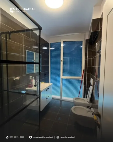 Tirane, jepet me qera apartament 2+1 Kati 2, 67 m² 750 €