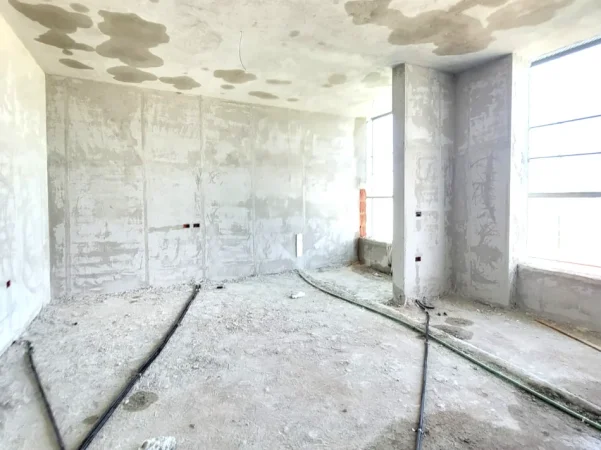 Tirane, shitet apartament 2+1+Aneks+Ballkon Kati 2, 116 m² 180.000 € 