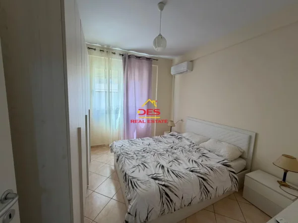 Vlore, shitet apartament 2+1+Ballkon Kati 1, 83 m² 145.000 € (Lungomare)