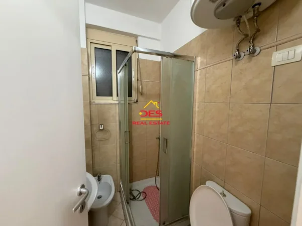 Vlore, shitet apartament 2+1+Ballkon Kati 1, 83 m² 145.000 € (Lungomare)