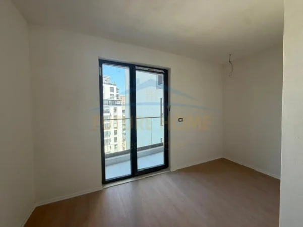 Tirane, shes apartament 2+1 Kati 7, 97 m² 183.000 € (Fusha e Aviacionit)