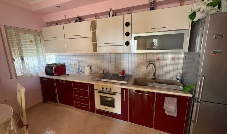 Vlore - Lungomare, shitet apartament 2+1 Kati 5, 117 m² 294.000 € 