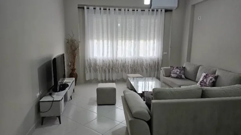 Tirane, jepet me qera apartament 2+1 Kati 2, 78 m² 650 € (Kopshti Zoologjik)