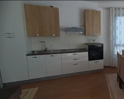 🏡 Jepet me Qera Apartament 1+1 tek Selvia,  500 mije leke
