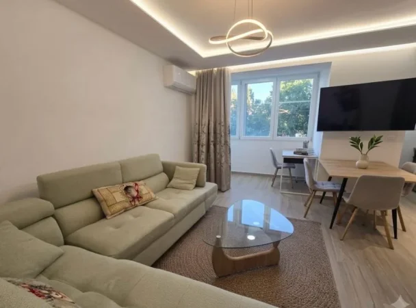 Tirane, shitet apartament 2+1 Kati 4, 76 m² 189.000 € (Brryl)