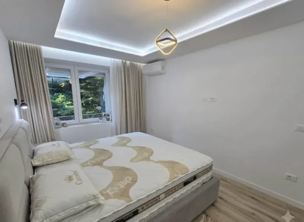 Tirane, shitet apartament 2+1 Kati 4, 76 m² 189.000 € (Brryl)