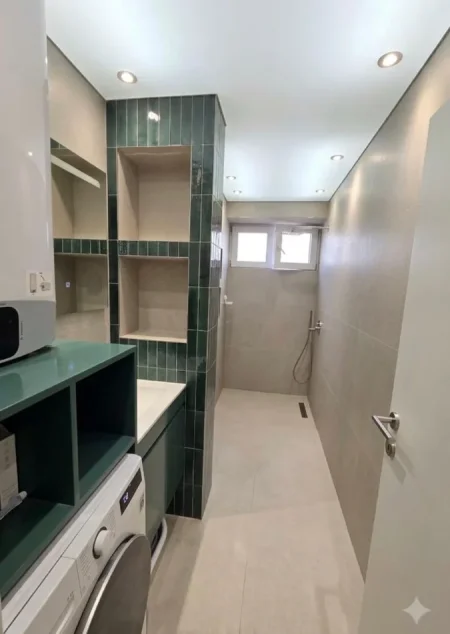 Tirane, shitet apartament 2+1 Kati 4, 76 m² 189.000 € (Brryl)