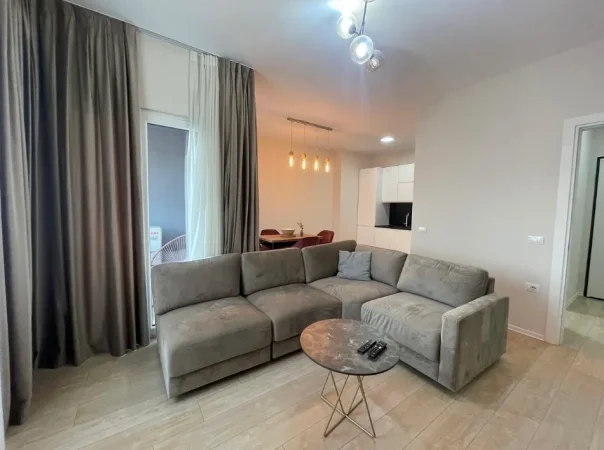 Tirane, jepet me qera apartament 2+1 Kati 4, 110 m² 1.500 € (Rruga e Kosovareve.)