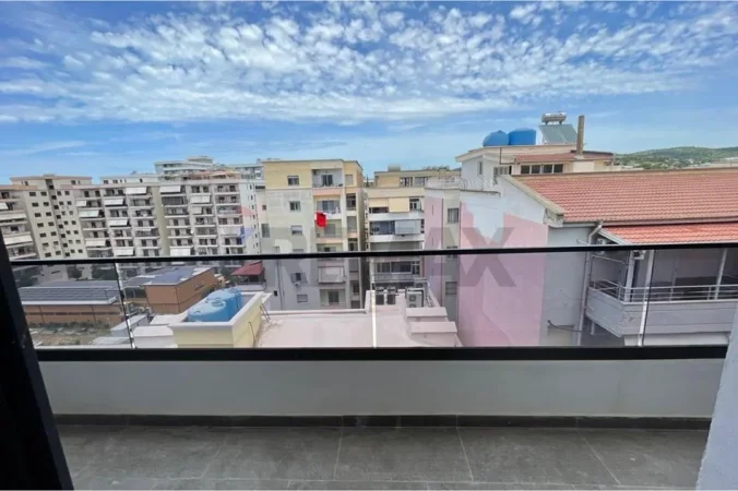 Vlore, shitet apartament 2+1 Kati 8, 94 m² 141.675 € (Rruga Left Sallata, Vlore)