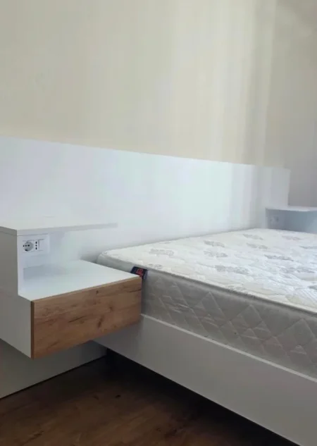 Tirane, jepet me qera apartament 1+1+Ballkon Kati 3, 65 m² 530 € (5 Maj)