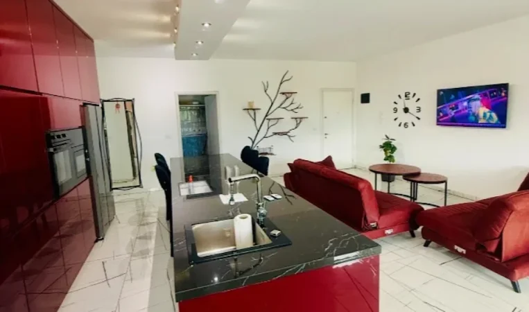 Tirane, jepet me qera apartament 2+1 Kati 4, 137 m² 1.200 € 