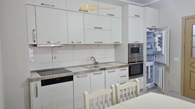 Tirane, jepet me qera apartament 2+1 Kati 2, 78 m² 650 € (KOPSHTI ZOOLOGJIK)