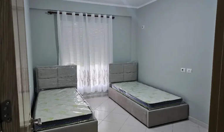Tirane, jepet me qera apartament 2+1 , 78 m² 650 € 