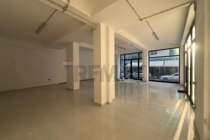 Vlore, shitet ambjent biznesi Kati 0, 201 m² (Blv. Ismail Qemali,Conad, Vlore)