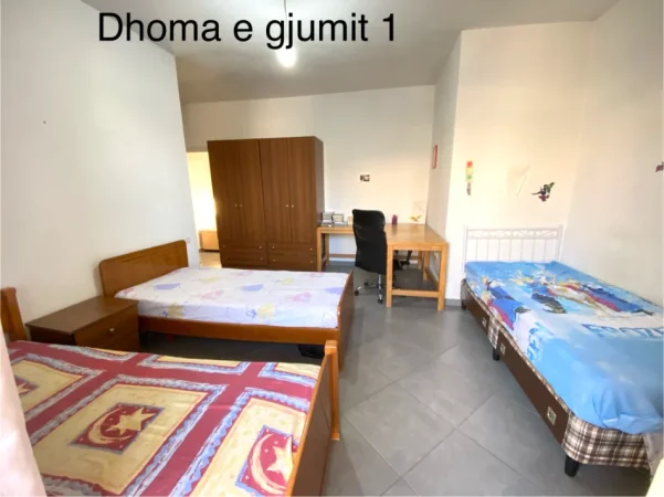 Tirane, jepet me qera apartament 2+1 Kati 4, 121 m² 400 € (Shkoze ,Kompleksi Tom Doshi)