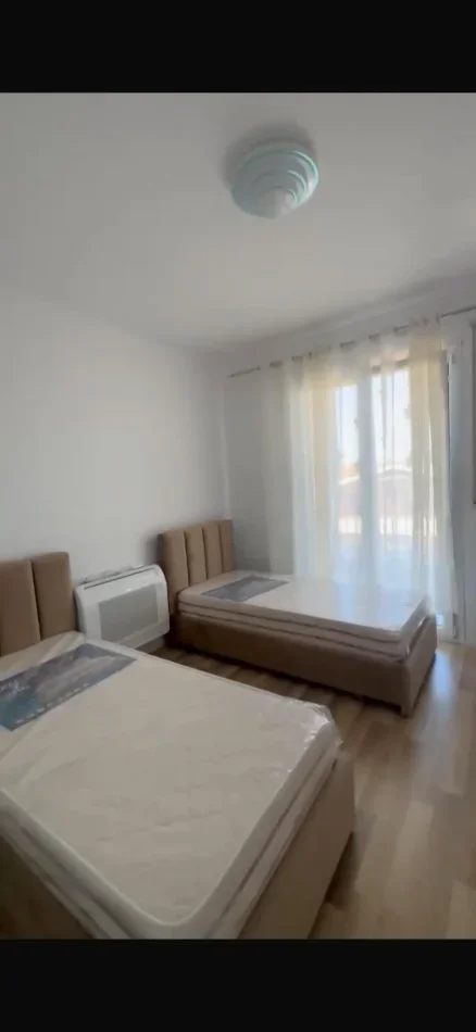 Tirane, jepet me qera apartament 2+1 Kati 2, 113 m² 400 € (Color Splash Residence ne Paskuqan)