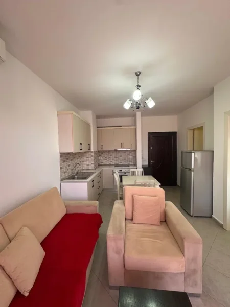 Tirane, jepet me qera apartament 1+1 Kati 7, 55 m² 350 € (Rruga Tom Plezha)