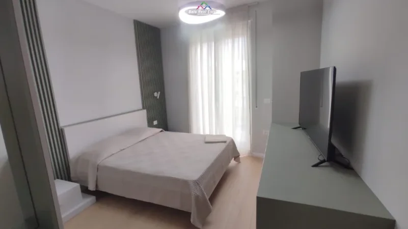 Tirane, jepet me qera apartament 2+1 Kati 7, 115 m² 900 € (rruga elbasanit)