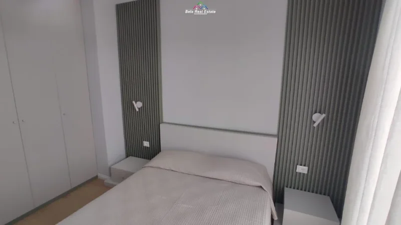 Tirane, jepet me qera apartament 2+1 Kati 7, 115 m² 900 € (rruga elbasanit)