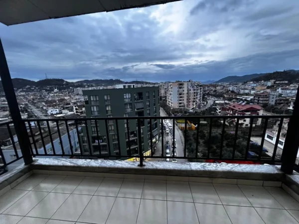 Tirane, jepet me qera apartament 1+1 Kati 8, 75 m² 380 € (Yzberisht)