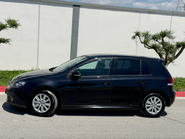 VOLKSWAGEN GOLF VI - 1.6 NAFTE 👉 2011 👈 kambio MANUALE - R line