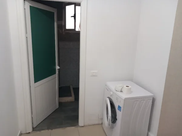 Tirane, jap me qera apartament 2+1+Ballkon Kati 2, 78 m² 350 € 