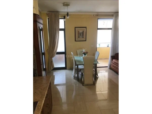 Tirane, shitet apartament 3+1+Ballkon Kati 7, 125 m² 320.000 € 