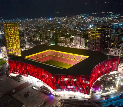 Shqiperi, jepet me qera ambjent biznesi Kati 0, 300 m² 45 € (Stadiumi Air Albania)
