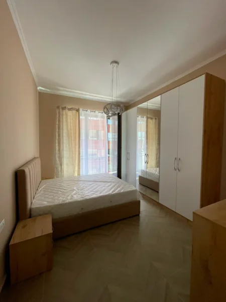 Tirane, jepet me qera apartament 1+1+Ballkon , 74 m² 850 € (Kompleksi Delijorgji)