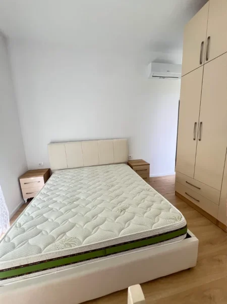 Tirane, jepet me qera apartament 2+1+Ballkon Kati 5, 72 m² 500 € (Pasho Hysa, Kadiu)