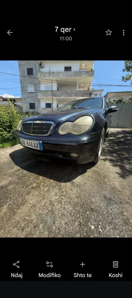 Tirane, shes SUV Mercedes benz , blu e errët manuale Kondicioner 260.000 km 2.700 €
