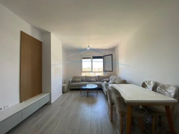Tirane, jepet me qera apartament 2+1,  Kati 5, 99 m² 424 € (Color Splash Residence, Paskuqan)