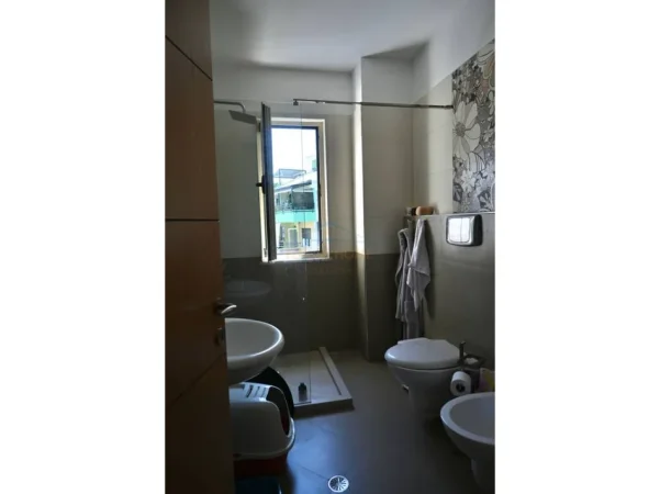 shitet apartament+verande | Penthouse 3+1+Ballkon Kati 7, 155 m² 420.000 € (KODRA E DIELLIT)