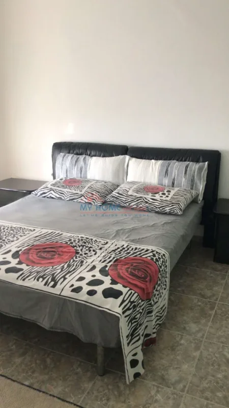 Tirane, jepet me qera apartament 2+1+Ballkon Kati 4, 80 m² 550 € (Rruga e Dibres)
