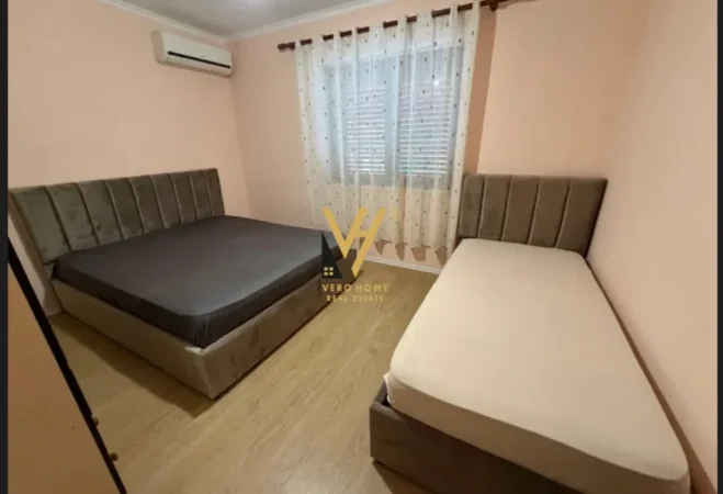 Tirane, jepet me qera apartament 1+1+Ballkon Kati 2, 60 m² 570 € (SHKOLLA E BALETIT)