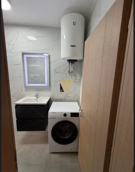Tirane, jepet me qera apartament 1+1+Ballkon Kati 2, 60 m² 570 € (SHKOLLA E BALETIT)
