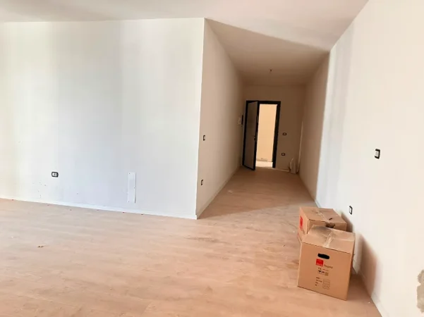 Tirane, shitet apartament 2+1 Kati 9, 91 m² 155.720 € (Ish Fusha e Aviacionit)