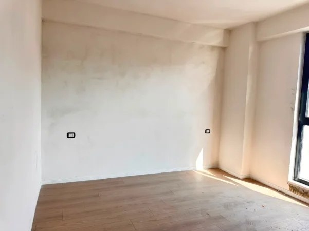 Tirane, shitet apartament 2+1 Kati 9, 91 m² 155.720 € (Ish Fusha e Aviacionit)
