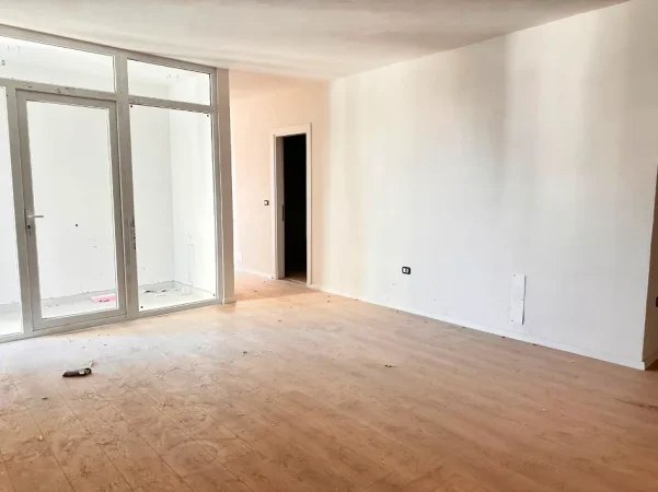 Tirane, shitet apartament 2+1 Kati 9, 91 m² 155.720 € (Ish Fusha e Aviacionit)