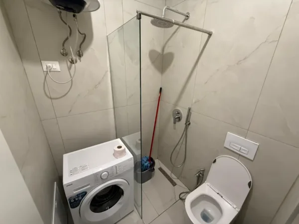 Tirane, jepet me qera apartament 1+1 Kati 6, (Ali Demi)
