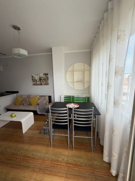Durres, shitet apartament 2+1+Ballkon Kati 4, 70 m² 118.000 € (prane Loc Locus)