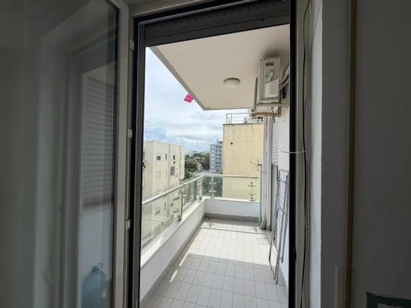 Durres, shitet apartament 2+1+Ballkon Kati 4, 70 m² 118.000 € (prane Loc Locus)