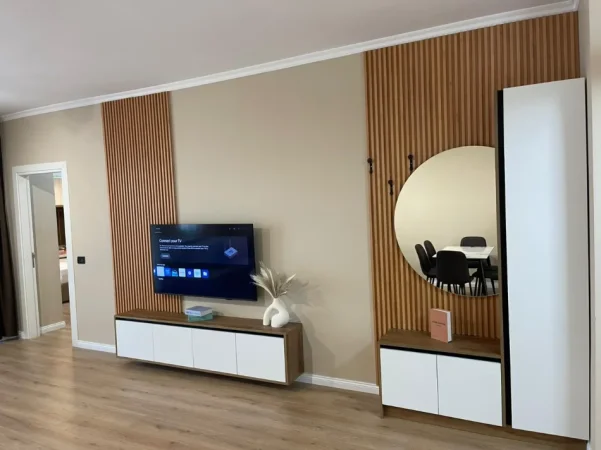 Tirane, jepet me qera apartament 1+1 Kati 2, 87 m² 950 € (rruga e kosovareve)