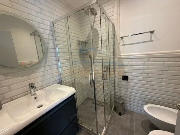 Tirane  shitet apartament 2+1 Kati 4, 123 m² 500.000 €
