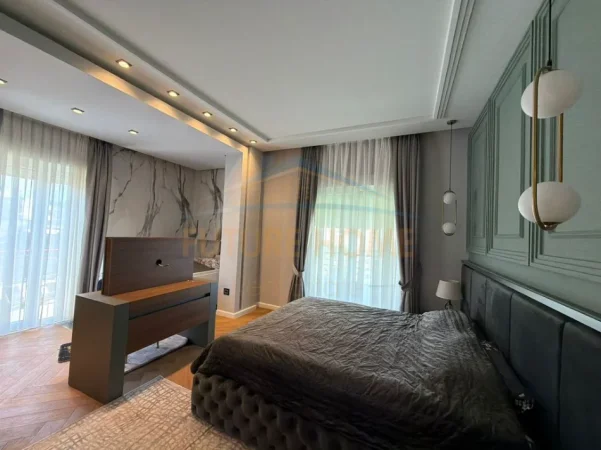 Tirane  shitet apartament 2+1 Kati 4, 123 m² 500.000 €