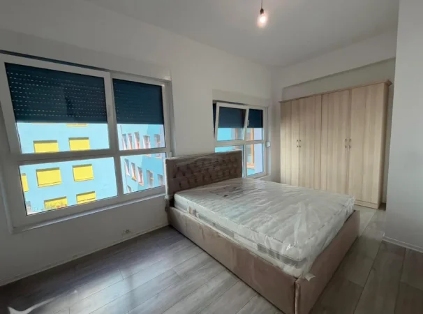 Tirane, jepet me qera apartament 1+1 Kati 2, 58 m² (Ali Demi)