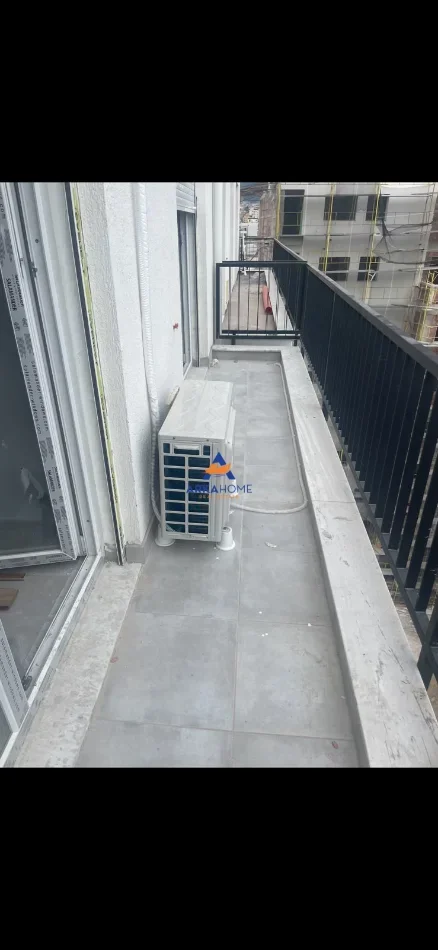 Tirane, jepet me qera apartament 2+1+Ballkon Kati 7, 101 m² 600 € 