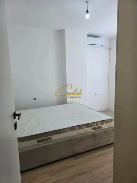 Tirane, jepet me qera apartament 2+1 Kati 2, 80 m² 500 € (5 MAJI)