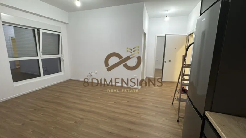 Tirane, jepet me qera apartament 1+1+Ballkon Kati 5, 61 m² 300 € (ali demi)